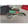 Image 6 : 3 Honey Tins, Insecticide Sprayer, and More