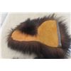 Image 6 : Fur Mitts Good Condition
