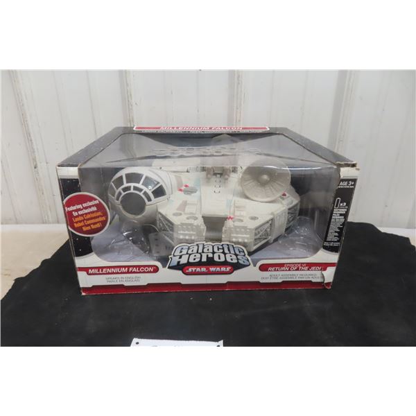 Star Wars Millennium Falcon Spaceship in Box