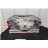 Image 1 : Star Wars Millennium Falcon Spaceship in Box