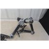Image 4 : Adjustable Frames For ?
