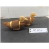 Image 1 : 2 Carved Ducks 3-1/2" x 5-1/2" x 2"