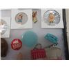 Image 9 : Showcase Included with Vintage Pinback Buttons, Star Wars & Collectible Buttons