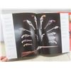 Image 13 : 3 Hardcover Books: Through Indian Eyes 1997, Native American Clothing - An Illustrated History,
