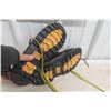 Image 7 : 3 Pairs Size 12 Boots & Shoes