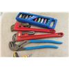 Image 4 : 1/2" Sockets, Pipe Wrenches, Hammer, Router Letter Template