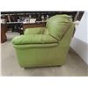 Image 2 : Leather/Leather Style Comfy Chair