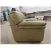 Image 4 : Leather/Leather Style Comfy Chair