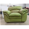 Image 7 : Leather/Leather Style Comfy Chair