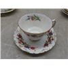 Image 9 : 21 Pieces Royal Crown Derby Chatsworth China