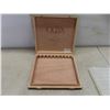 Image 6 : Blue Mountain Ash Tray, Wooden Cigar Box & Leather Style Julius Caesar Diamond Crown Cigar Box