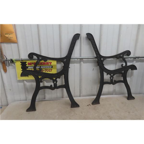 2x Cast Bench Ends