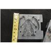 Image 7 : 8x Marvel 1990's  Superhero Figure Moulds