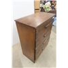 Image 2 : Dresser 4 Drawer 38" x 16" x 31"