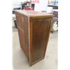 Image 6 : Dresser 4 Drawer with Bakelite Pulls 46" x 29" x 18"