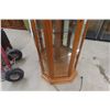 Image 5 : Oak Curio Corner Lights Up 73" up to 24" up to 18"