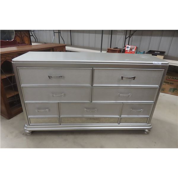 Dresser Silver Bling 39" x 63" x 19"