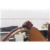 Image 5 : Antique Dresser & Mirror 62" x 43" x 19"