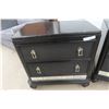 Image 2 : 2 Night Stands with 2 Drawers 30" x 28" x 17"