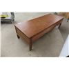 Image 7 : Oak Coffee Table 17" x 62" x 22-1/2" - 44 Year Old Antique