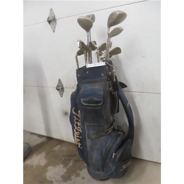 14 Right Handed Golf Clubs with Bag
