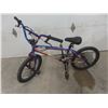 Image 10 : BMX Hyper Bike Jet Fuel Youth Bicycle 20" with Foot Pegs