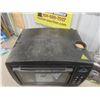 Image 3 : Bradley Convention Smoker with Racks, Flavoured Bisquettes