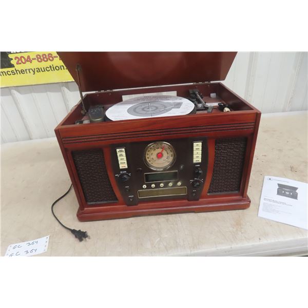 Innovative Technology Radio/CD/Cassette/Record Player Vintage Style