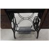 Image 5 : Eldredge Treadle Cabinet Sewing Machine