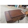 Image 6 : Eldredge Treadle Cabinet Sewing Machine