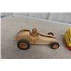 Image 4 : Fisher Price Bus Can Cruncher, Wood Roller, Pit Soft Pellets