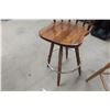 Image 7 : 2 Swivel Bar Stools 4th Drink Match