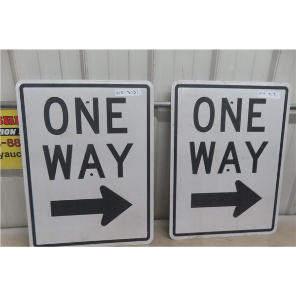 2x One Way Traffic Signs 18" x 24" Each