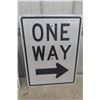 Image 3 : 2x One Way Traffic Signs 18" x 24" Each