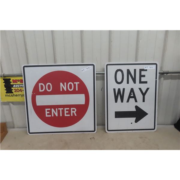 2x Traffic Sign One Way 18" x 24" & Do Not Enter 24" x 24"