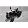 Image 2 : White ERTL Tractor Die Cast – 1/6th Scale