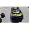 Image 6 : Moog Chassis NASCAR 00 Race Car – Ford Taurus 1/25th Scale in Display Case