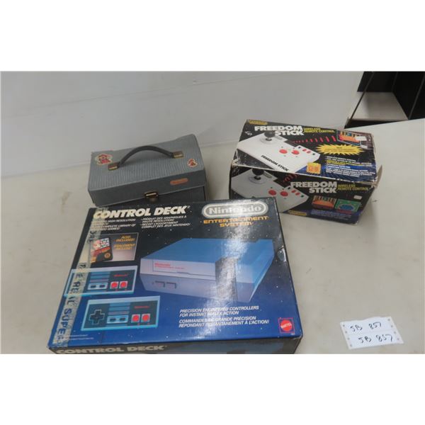 Classic Nintendo in Box, Freedom Stick in Box, Nintendo Cartridge Holder