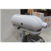 Image 3 : KitchenAid Mixer with Attachments