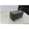 Image 5 : Old Metal Fishing Tackle Box 3/4 Full of Tackle