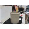 Image 6 : Red Wing 3 Gal Stoneware Crack and 1 Gal Crock