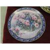Image 2 : Collector and Decorative Plates