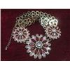 Image 16 : Retro Necklace, Pearlesque Choker, and Rhinestone Bling Necklaces