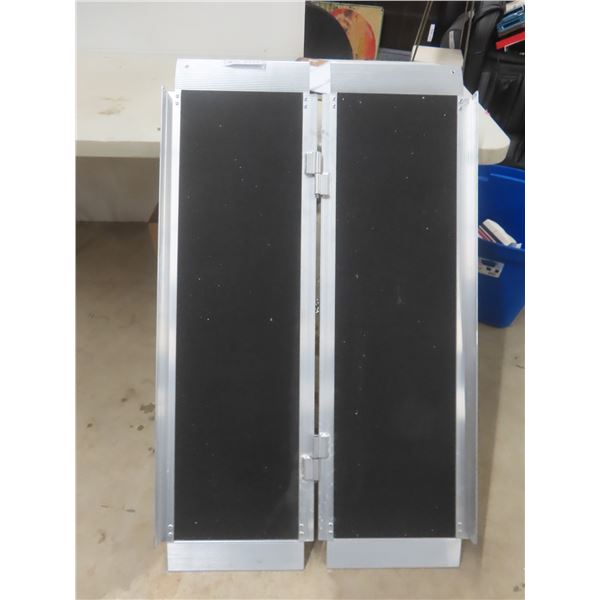 Aluminum Ramp – 29½" x 49"