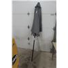 Image 1 : Patio Umbrella