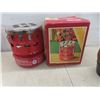 Image 11 : Double Electric Burner, Chicken Roaster, Football Travel Mugs, Tent Pegs, Cast Iron Chicken