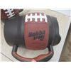 Image 9 : Double Electric Burner, Chicken Roaster, Football Travel Mugs, Tent Pegs, Cast Iron Chicken