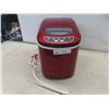 Image 1 : Frigidaire Ice Maker