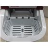 Image 3 : Frigidaire Ice Maker
