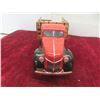 Image 7 : 1941 Plymouth Pickup Truck – 1/24 Scale, Wooden-Style Stake Bed, Broken Axle and Missing Side View